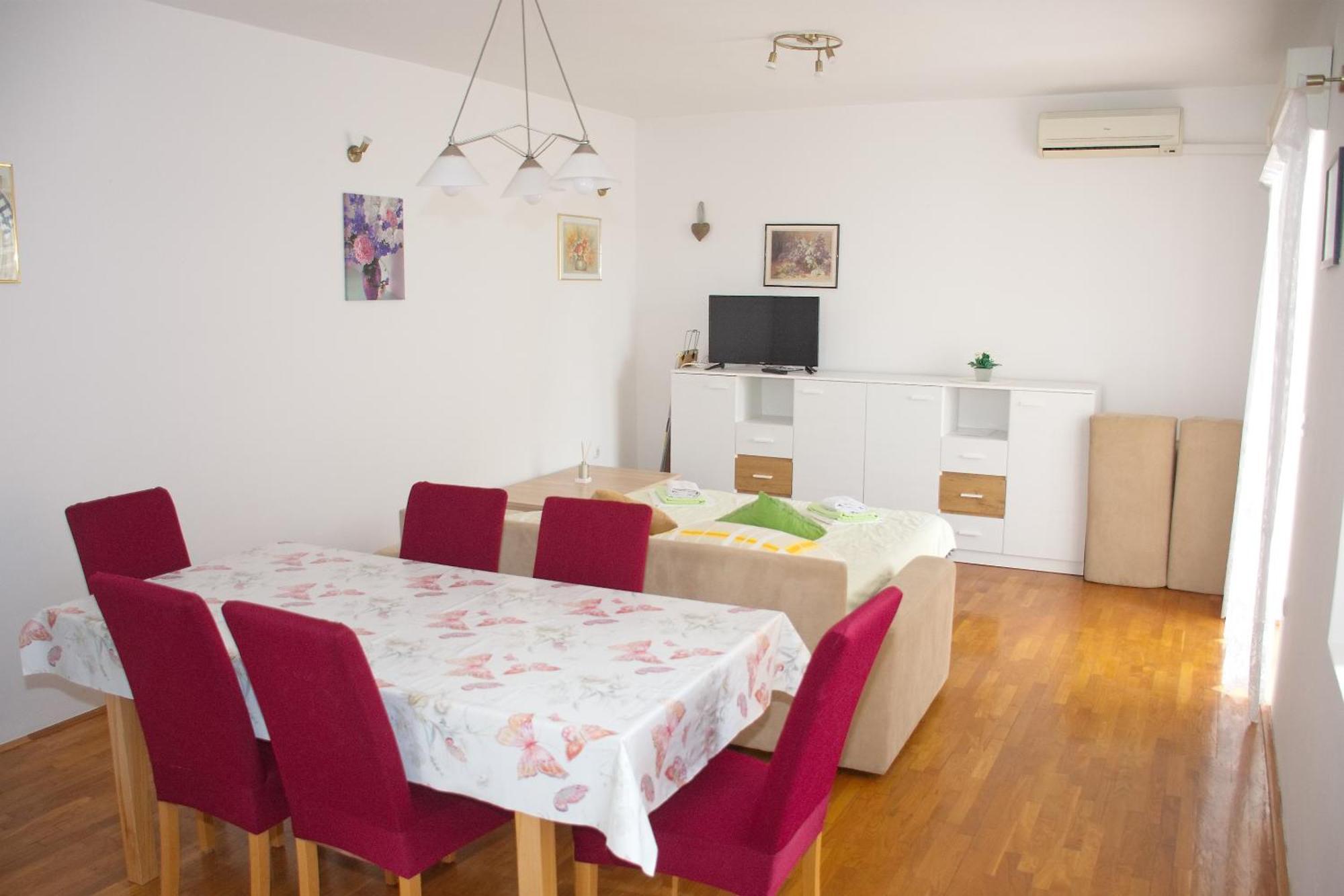 Novalja And Fun Apartment Exterior photo