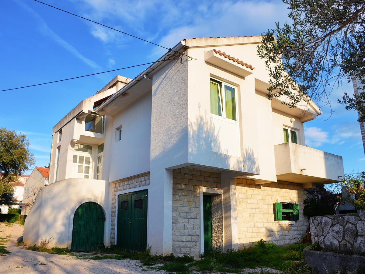 Novalja And Fun Apartment Exterior photo